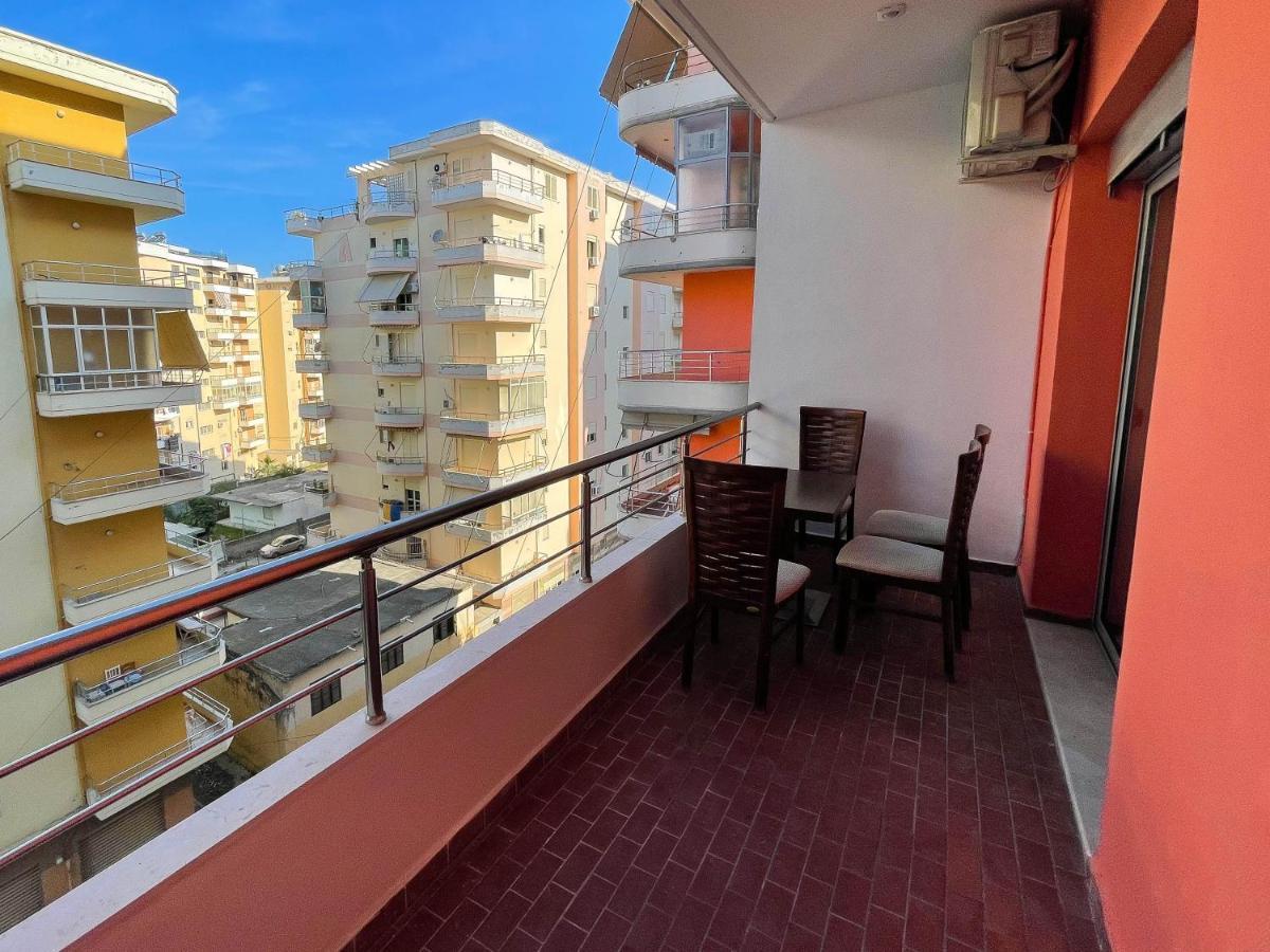 Aulona'S Apartment Vlorë エクステリア 写真